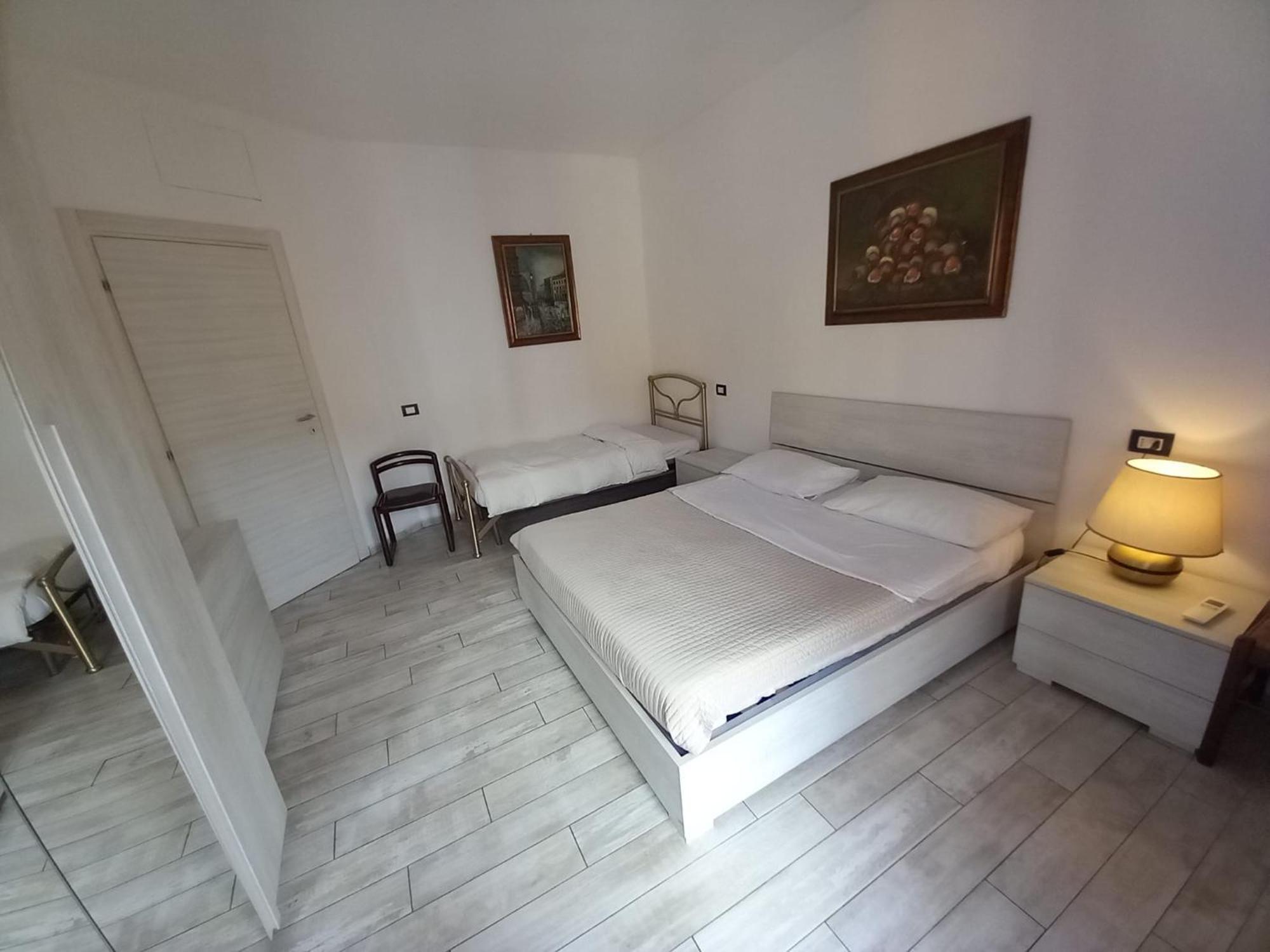 Apartment 3 Station Free Parking Milan
