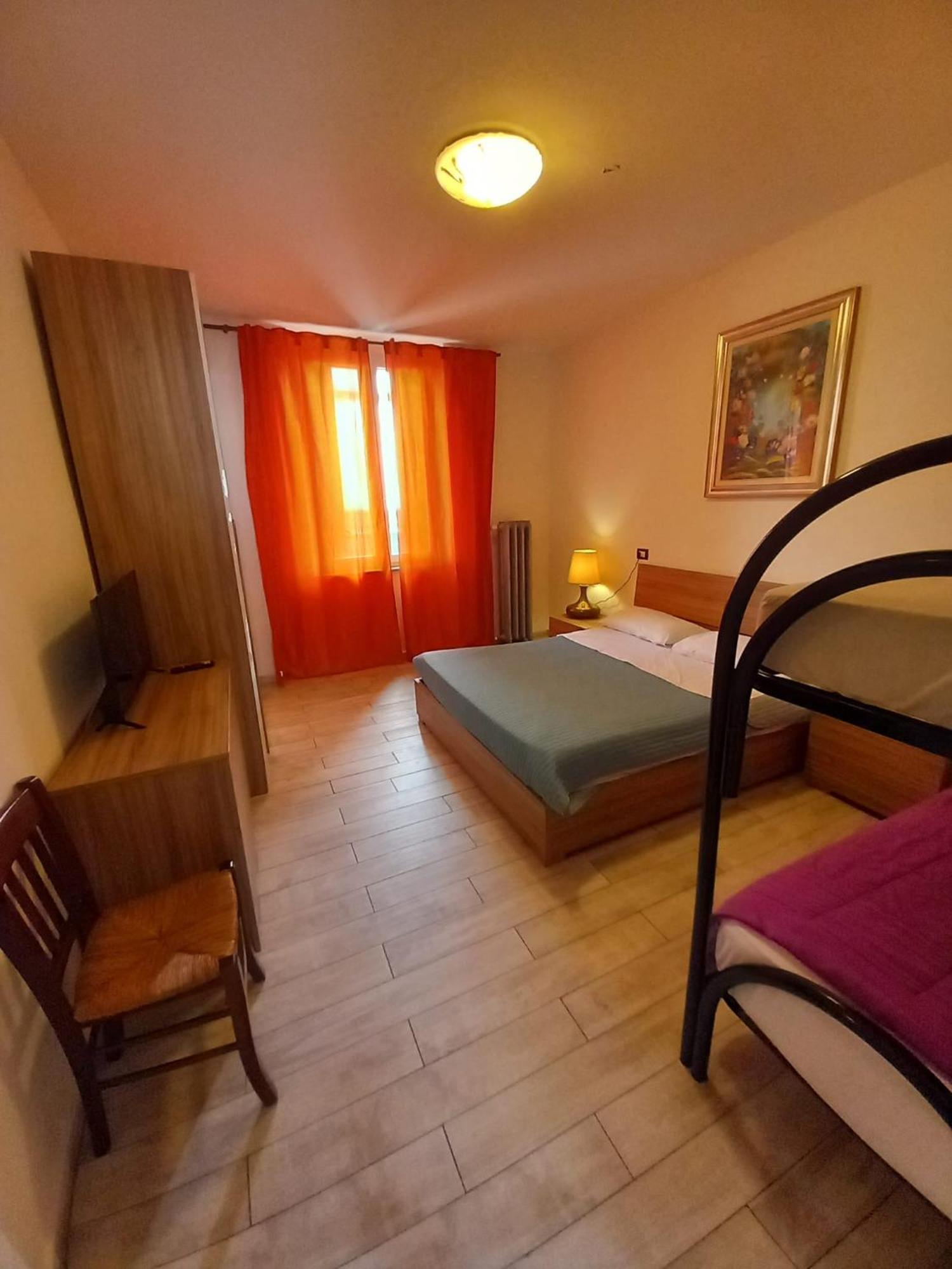 Apartment 3 Station Free Parking *
